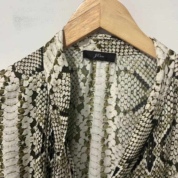 J. Crew Drapey Tie Neck Blouse in Snakeskin Print Size 2X - Picture 5 of 6